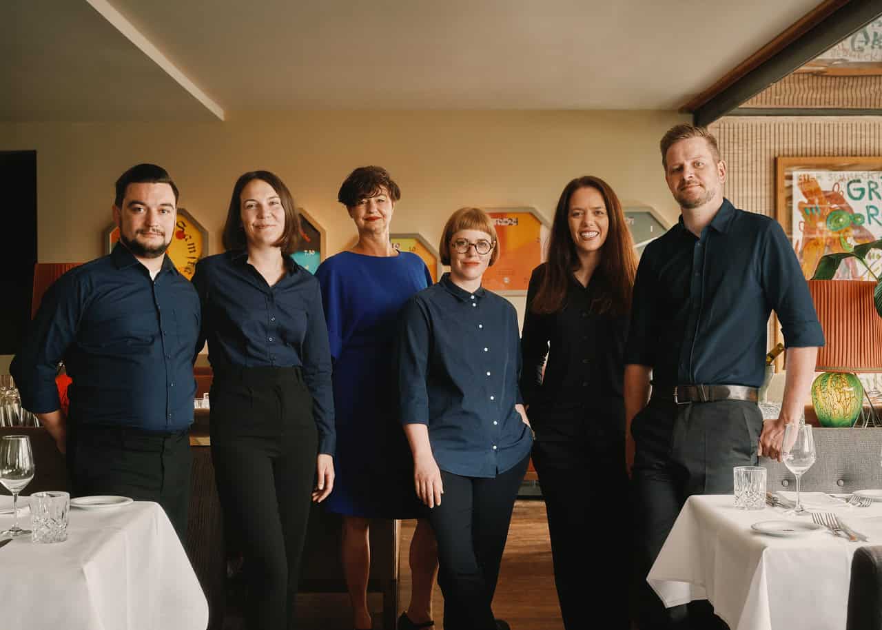 SommelierTeam_GrillRoyal_FotografieFranzGruenewald